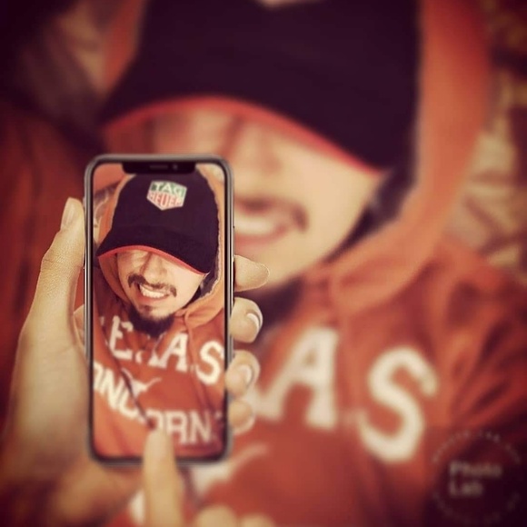 Meet your Posher, Christian - Picture 1 of 2